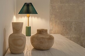 Historic Building Modern Touches - Ortigia