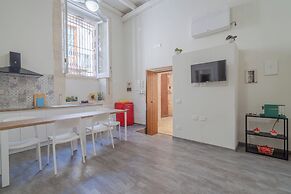 Historic Building Modern Touches - Ortigia