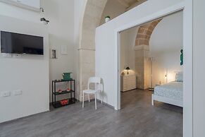 Historic Building Modern Touches - Ortigia