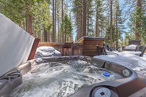 Cozy Cabin Private Hot-Tub Walk to Lake by Sierra Getaways