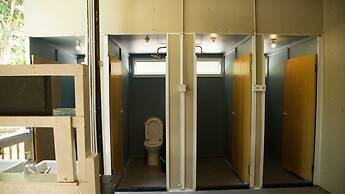 OYO 90980 Rainbow Island Sepanggar