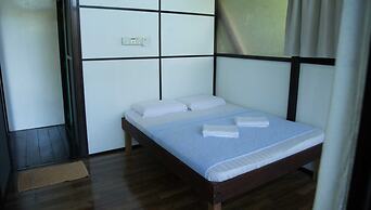 OYO 90980 Rainbow Island Sepanggar