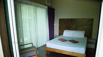 OYO 90980 Rainbow Island Sepanggar