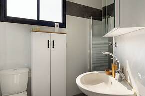 Bahai Gardens Penthouse by Sea N' Rent