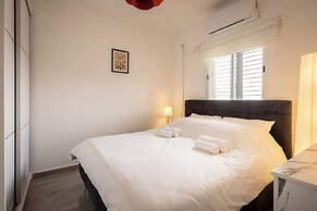 Bahai Gardens Penthouse by Sea N' Rent