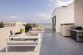 Bahai Gardens Penthouse by Sea N' Rent