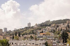 Bahai Gardens Penthouse by Sea N' Rent