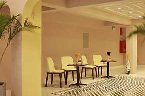 Le Grand Hotel - by Bay Luxury