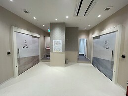 Hotel Crystal Plaza