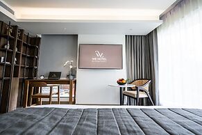We Hotel Riverfront