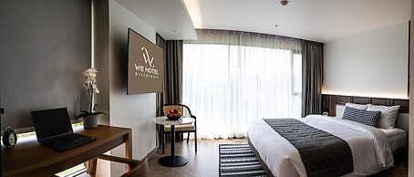We Hotel Riverfront