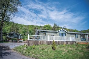 Manor 5 Lodge - 2 Bedroom Lodge - Pendine
