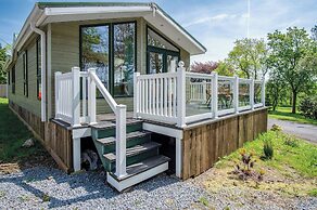 Manor 5 Lodge - 2 Bedroom Lodge - Pendine