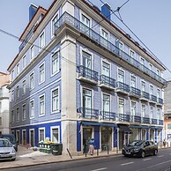 Ando Living - Abrantes Townhouse