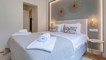 Ando Living - São Nicolau Townhouse