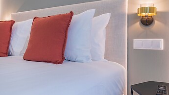 Ando Living - São Nicolau Townhouse