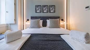 Ando Living - São Nicolau Townhouse