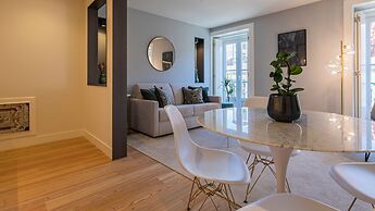 Ando Living - São Nicolau Townhouse