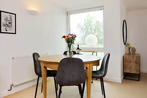 The River Thames Hideout - Modern 1bdr Flat