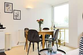 The River Thames Hideout - Modern 1bdr Flat