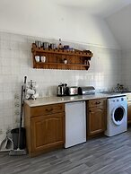 Inviting 2-bed Apartment in Poole