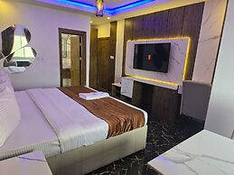 Presken Kuramo waters