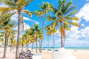 Bnb Hyperion - Modern 1B Haven in Fort Lauderdale