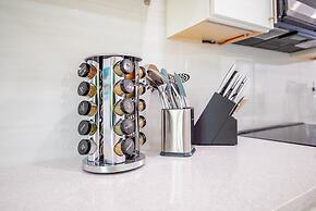 Bnb Hyperion - Modern 1B Haven in Fort Lauderdale