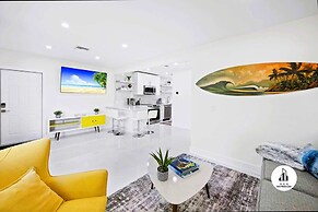 Bnb Hyperion - Modern 1B Haven in Fort Lauderdale