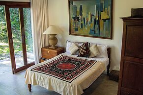 Cobalt Villa by The Serendipity Collection