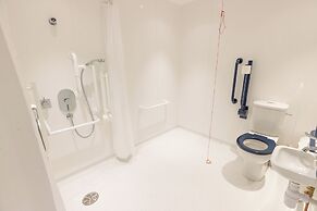 An Spiris Accommodation at Dundreggan Rewilding Centre