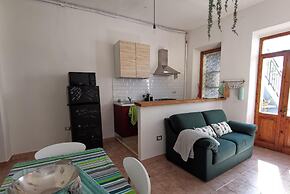 Casa Circe in Olbia With 1 Bedrooms and 1 Bathrooms