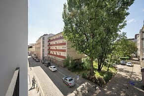 Apartment in the Centre by Renters