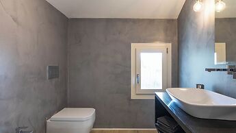 Italianway - Luxury Apartment in Modern Villa Unit 2