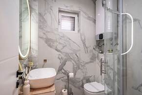 Luxury Villa Entrata-Five Bedroom Villa