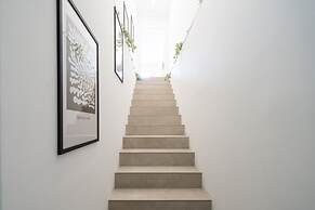 Luxury Villa Entrata-Five Bedroom Villa