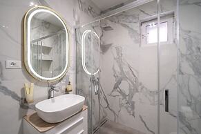 Luxury Villa Entrata-Five Bedroom Villa