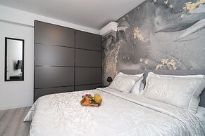 Luxury Villa Entrata-Five Bedroom Villa