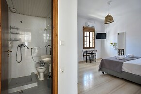 Eva Studios & Apartments