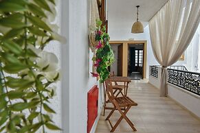 Eva Studios & Apartments