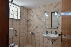 Eva Studios & Apartments