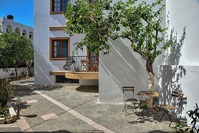 Eva Studios & Apartments