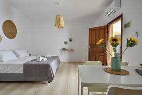 Eva Studios & Apartments