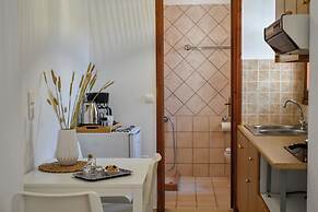 Eva Studios & Apartments