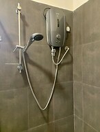 Edwin's Airport Garden.