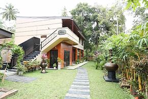 Edwin's Airport Garden.