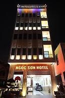 Ngoc Son Hotel