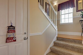 Golf Getaway w/ Pool Access in Myrtle Beach!