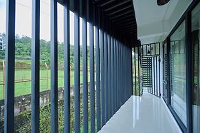 Thekkady Gavi Suites