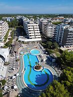 Aparthotel Holiday